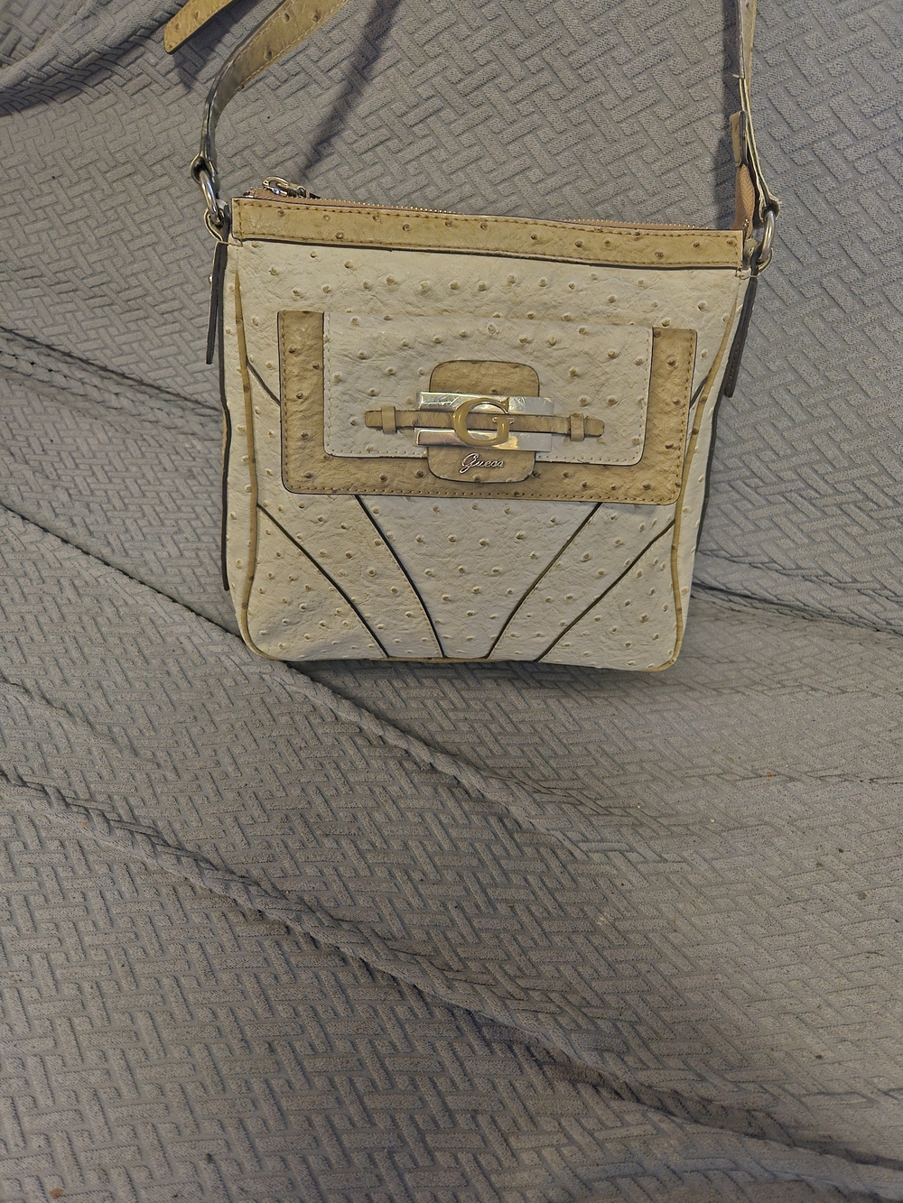 Guess Cream and Tan Ostrich-Texture Crossbody Bag